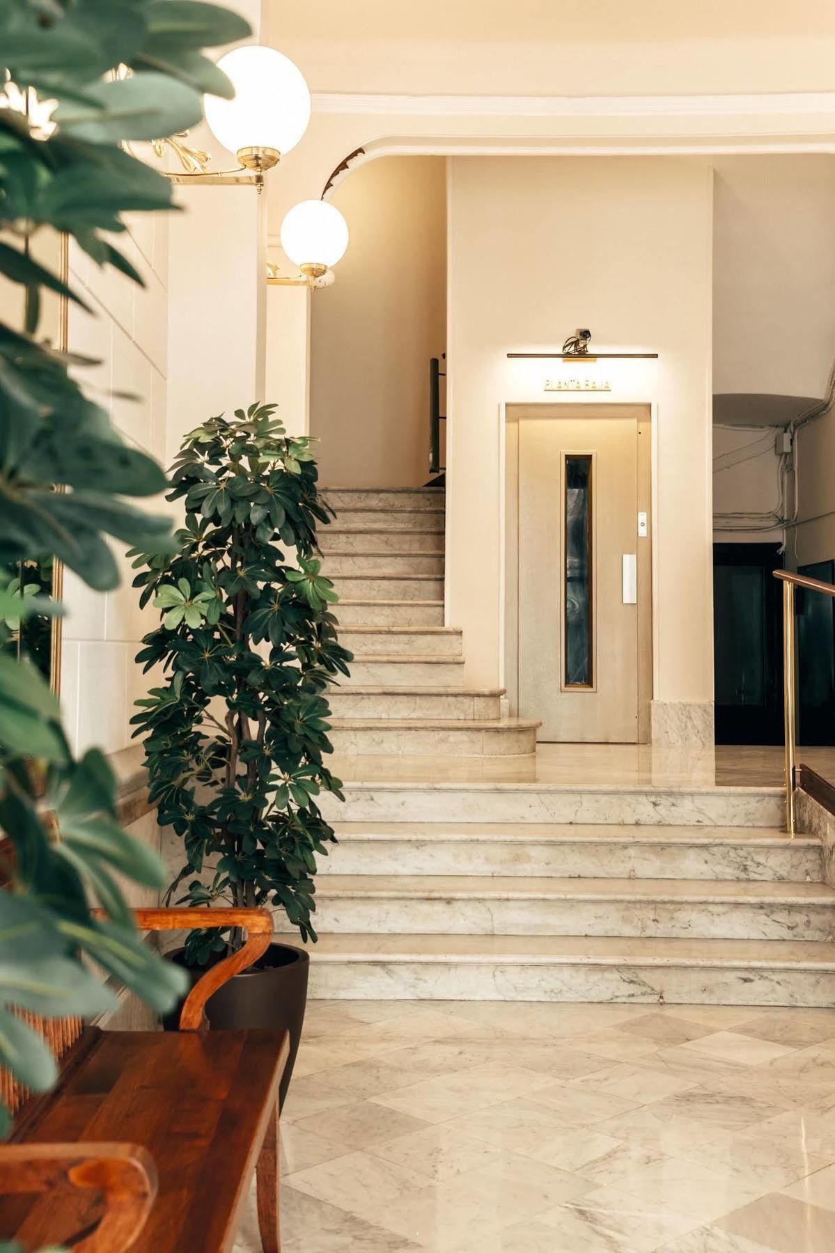 Anakena House Bed & Breakfast Barcelona Exterior foto